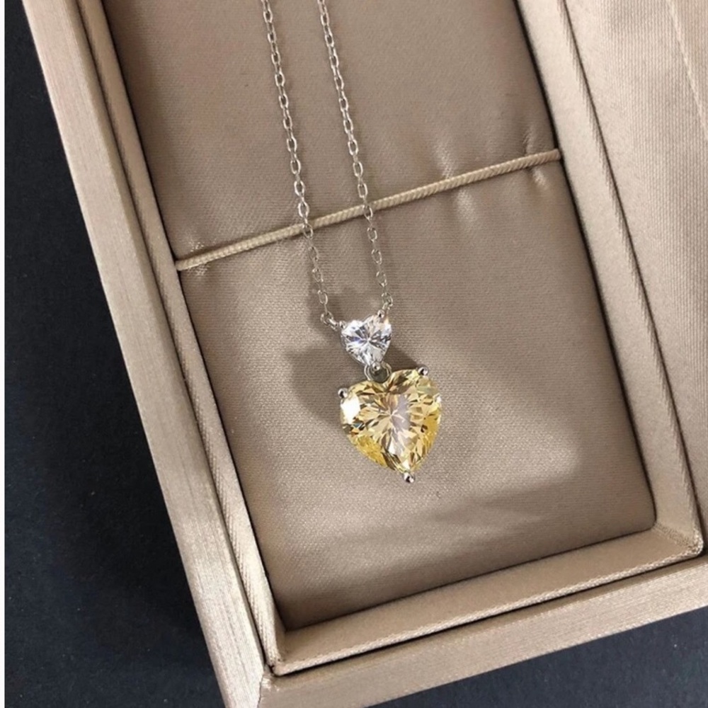 3ct Canary Heart Pendant - Picture 4 of 11
